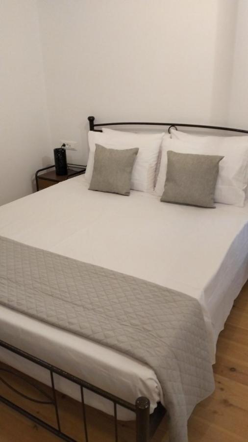 Vikou House Villa Gyri Ngoại thất bức ảnh